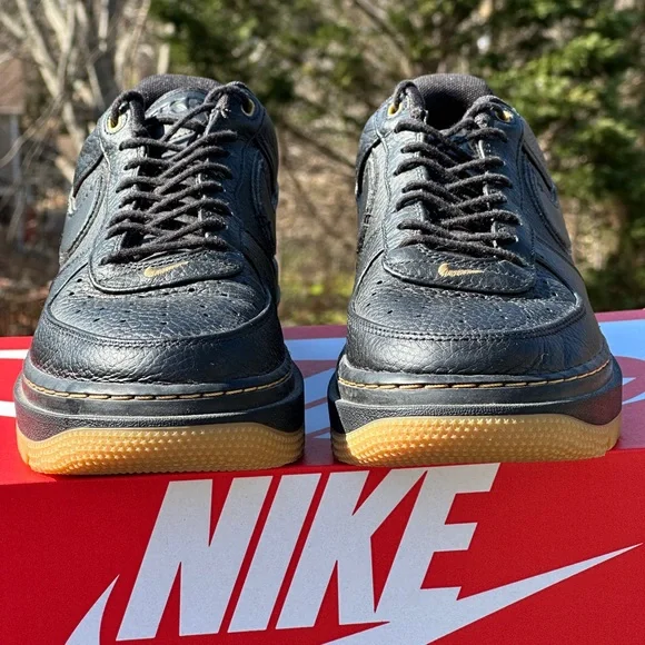 Nike Air Force 1 Luxe "Black Gum" Low-Top Casual Sneakers - Mens 9Womens 10.5